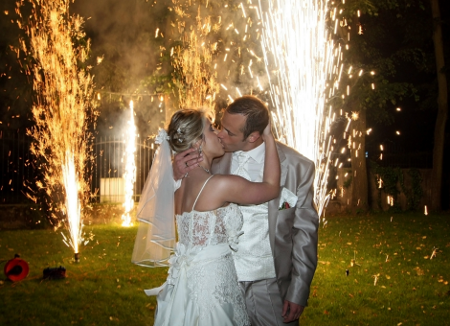 wynajem wytwornicy konfetti wroclaw, confetti, maszyna do konfetti, konfetti co2, wyrzutnia konfetti